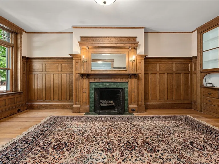 1863 Beacon St #1 — Photo 4
