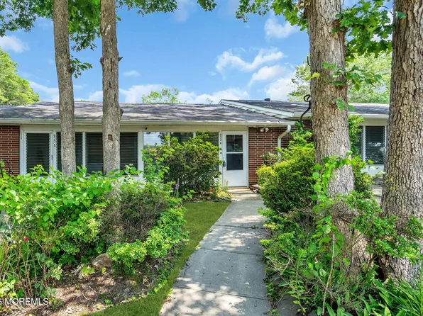 533 Dartmoor Court #D, Lakewood, NJ 08701
