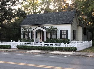 304 SE 7th St #A, Gainesville, FL 32601