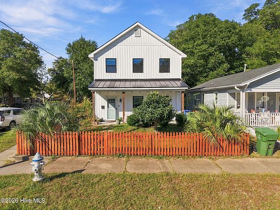 4th image of 624 S 8th Street