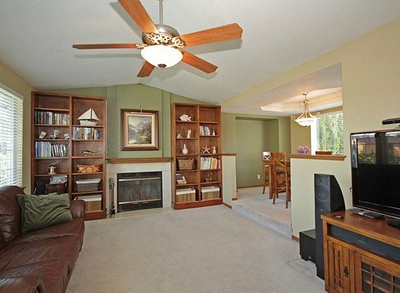 4th image of 1235 S 235th Pl