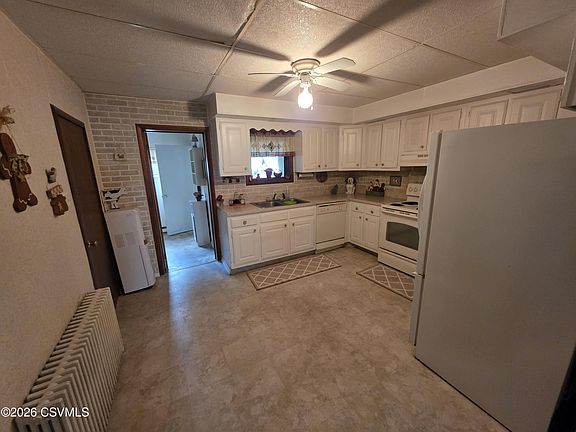 4th image of 410 W Chestnut St