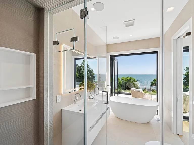 40 Oceanview Dr — Photo 4