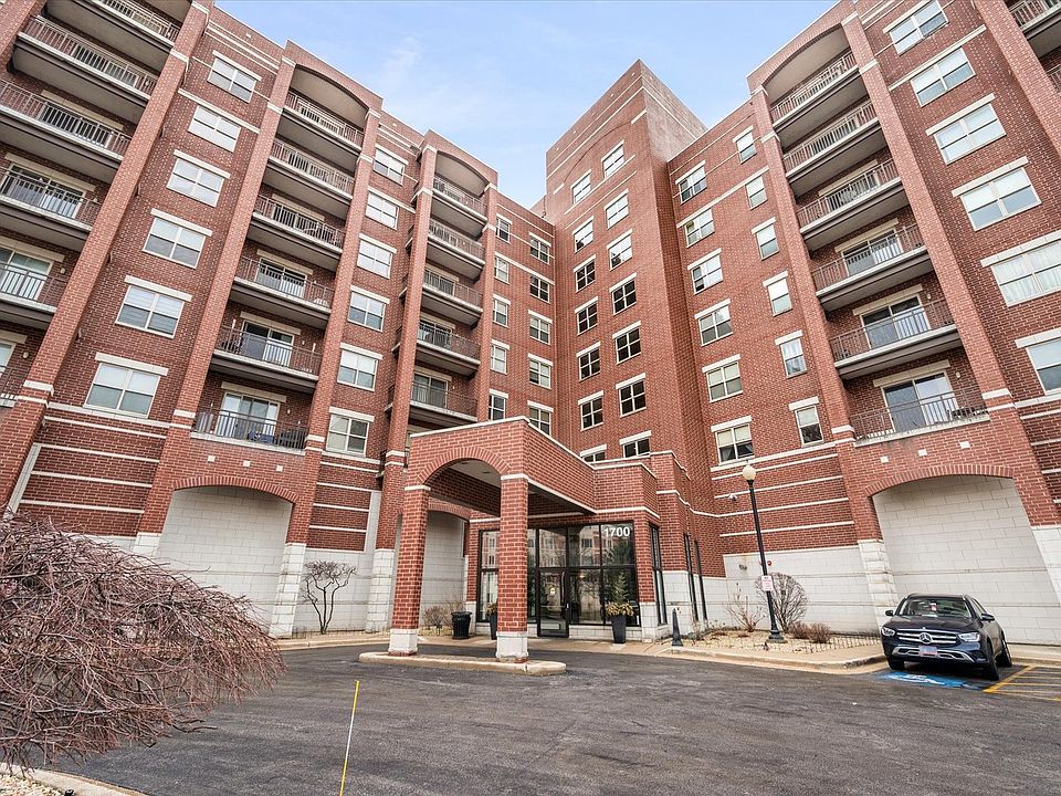 1st image of 1700 Riverwoods Dr APT 403