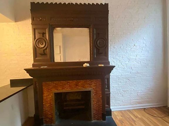 3rd image of 32 W 83rd St APT 4