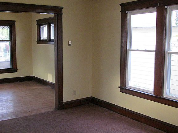 4th image of 7005 Clark Ave