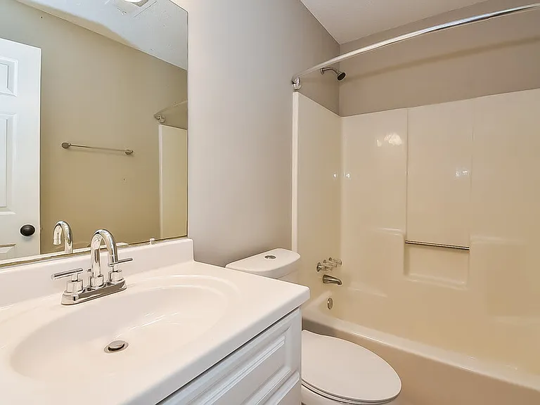2466 Zachary Woods Dr NW — Photo 16