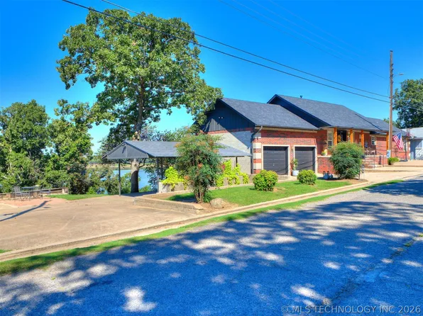 119 N Salt Creek Dr, Mannford, OK 74044