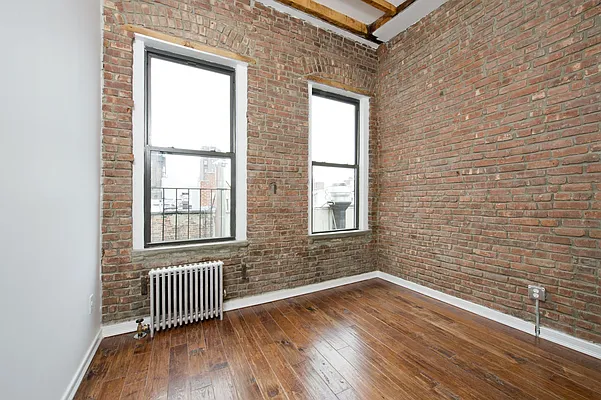 Rented by WRE Group | media 30