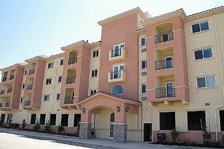125 N Montebello Blvd #125 — Photo 3