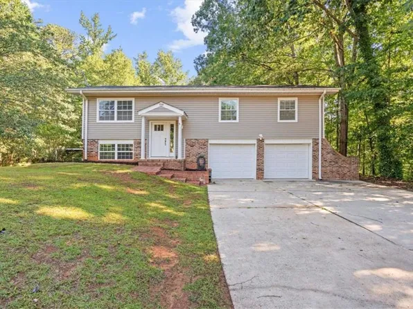 115 Riviera Dr, Carrollton, GA 30116