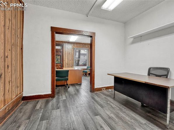 denver-colorado-444454095 picture