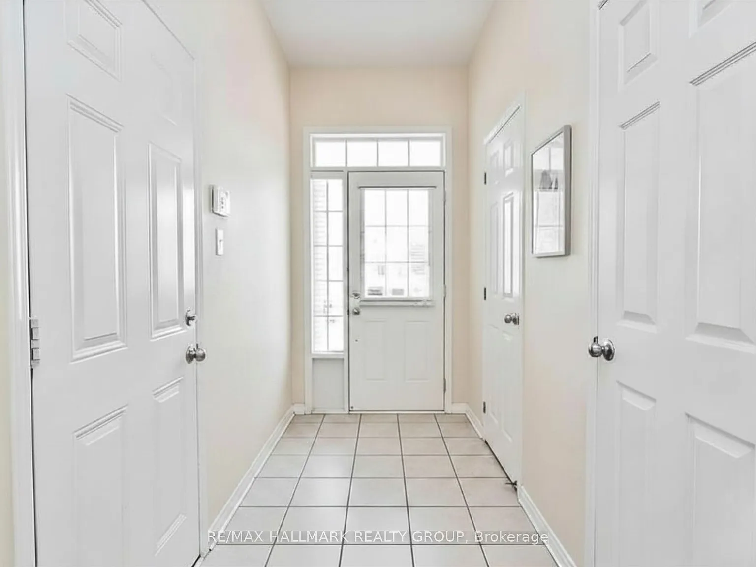 3 bed, $2,725 — Photo 3