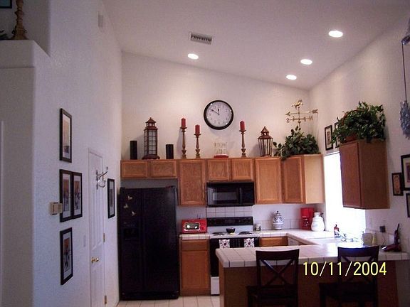 2nd image of 3545 McCormick Blvd