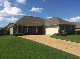 212 Tucker Dr, Brandon, MS 39042