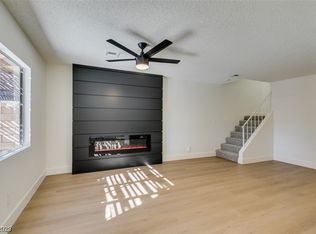 727 Apple Tree Ct, Henderson, NV 89014