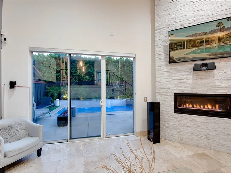 7330 De Soto Ave — Photo 8