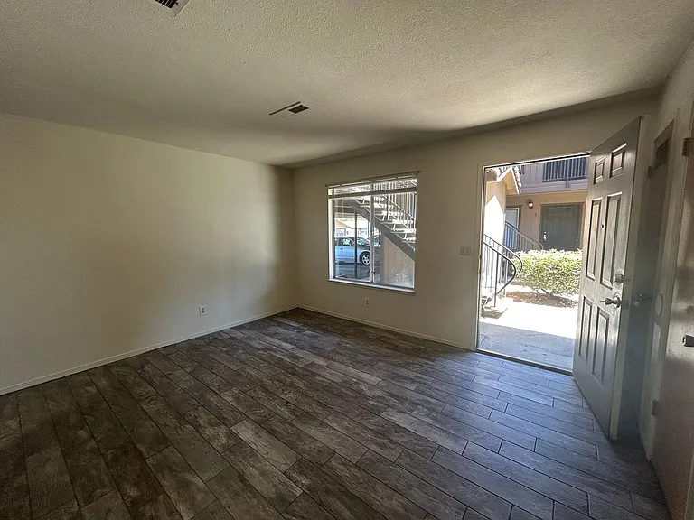 144 S Parsons Ave #A — Photo 11