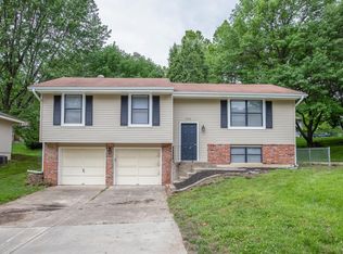 7116 N Congress Ave, Kansas City, MO 64152