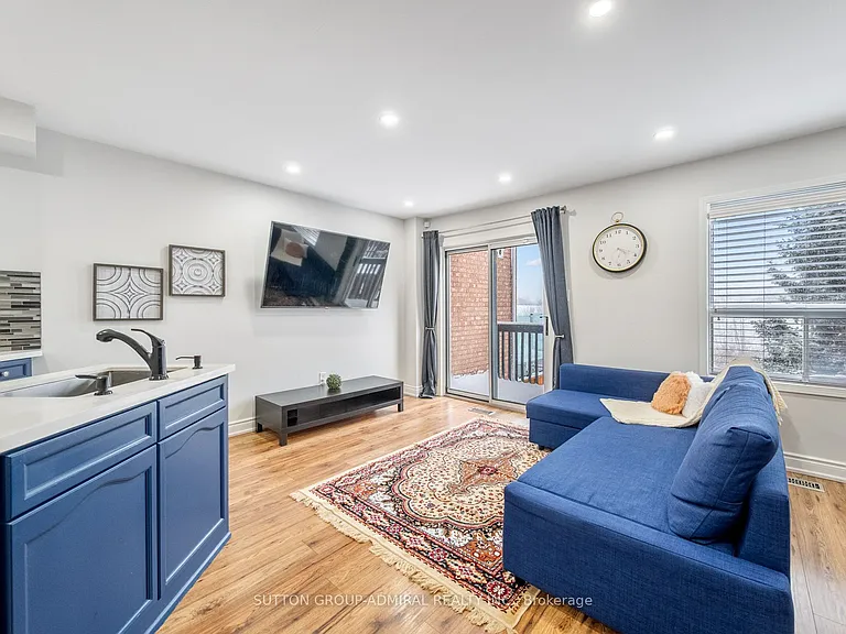 81 Parktree Dr — Photo 8