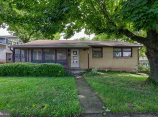 906 Chestnut St, Middletown, PA 17057