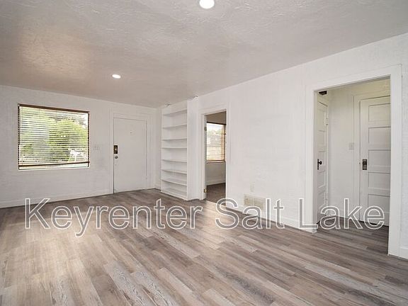 3rd image of 2863 S Blair St