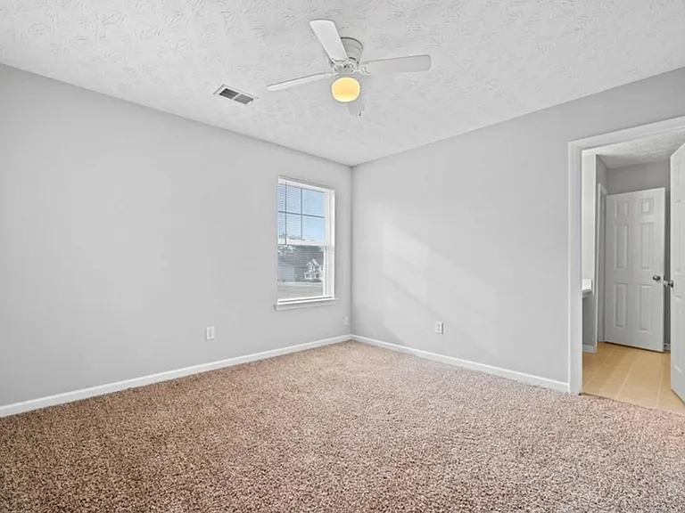 3050 Raven Trce — Photo 19