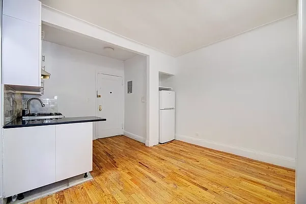 Rented by REAL New York | media 13