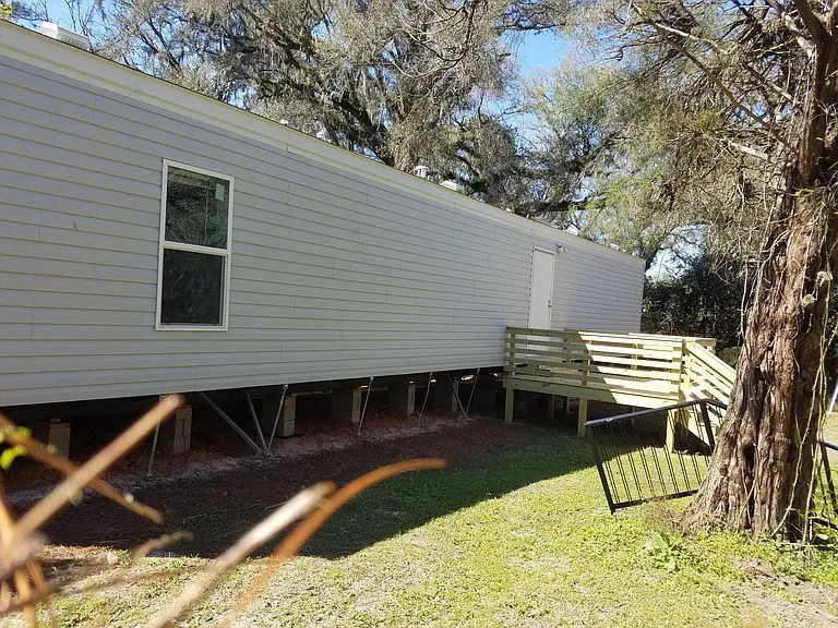 85 Reba Blvd — Photo 2
