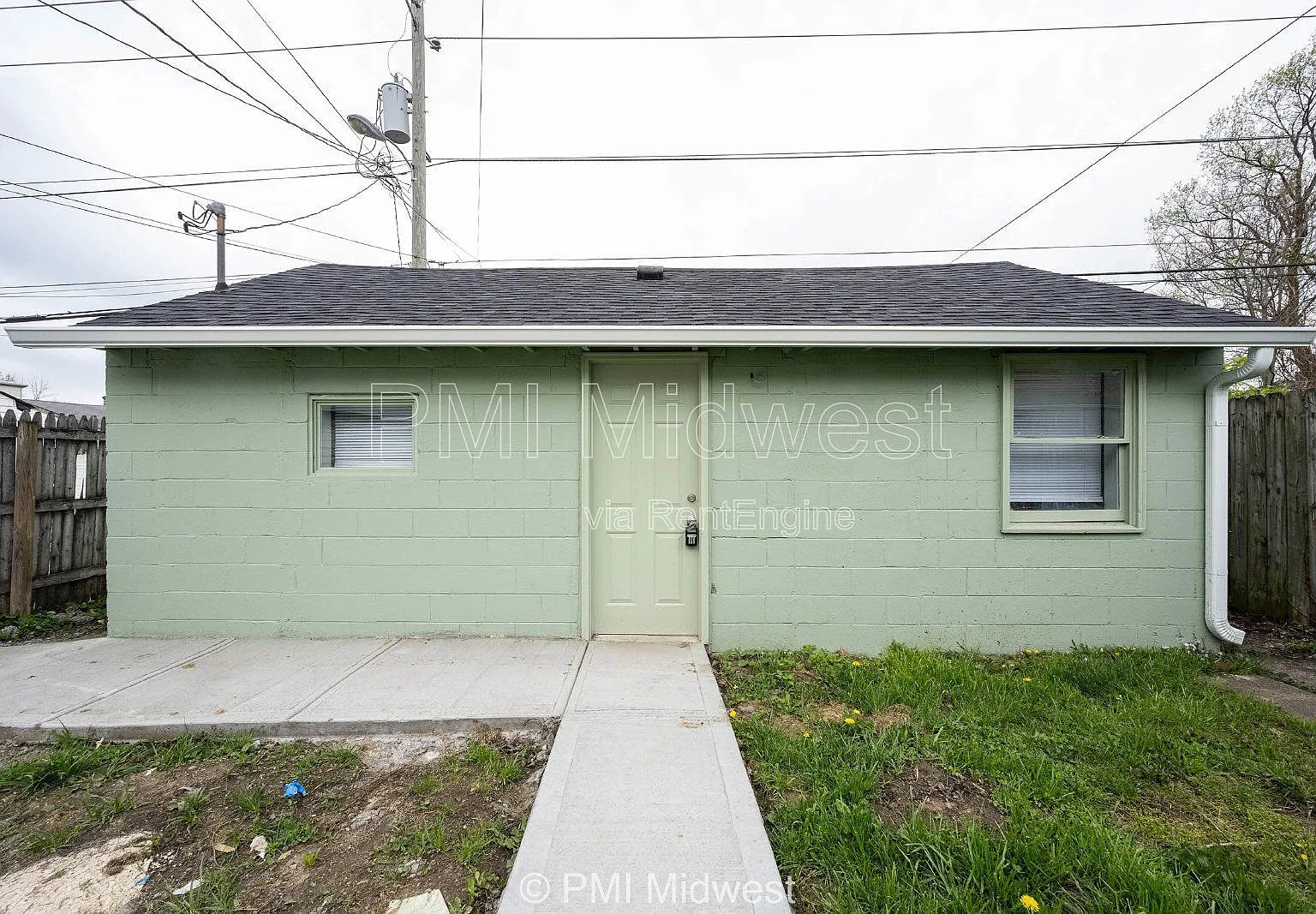 1 bed, 1.0 bath, 700 sqft, $750 — Photo 1