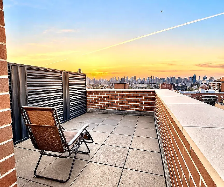 25-32 30th Dr #Penthouse 9