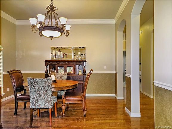 4th image of 16209 E 49th Pl