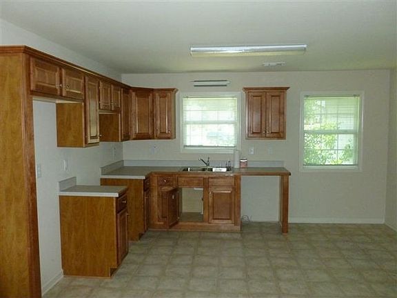 5th image of 1160 Whispering Lakes Dr