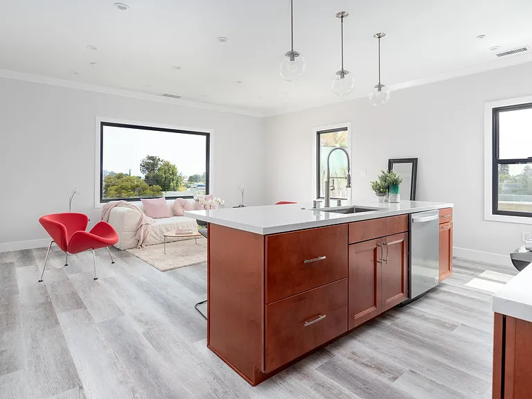 1220 El Camino Real #203 — Photo 2