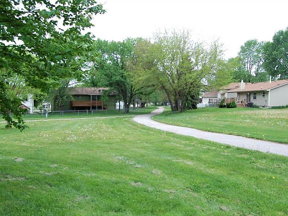 3rd image of 10904 Bandlytown Pl