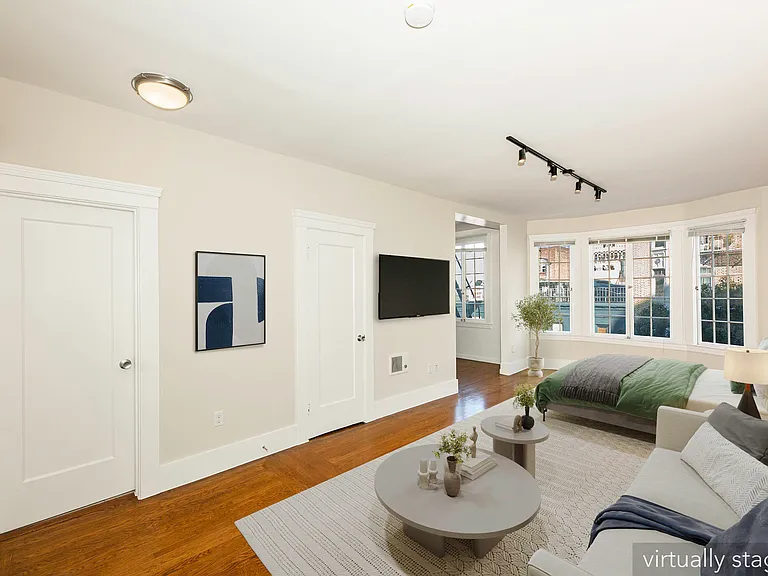 735 Ofarrell St — Photo 5