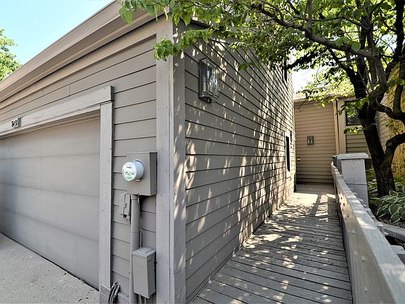 2nd image of 8431 Shoreway Dr