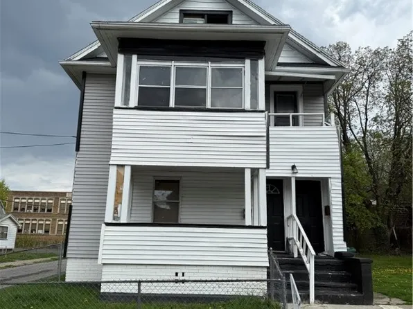 360 Remington St, Rochester, NY 14621