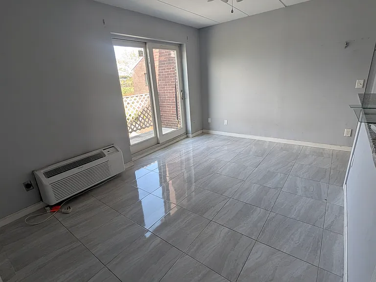 126 Beaver St #180 — Photo 7