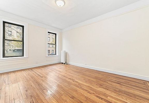 4th image of 9 Seaman Ave APT 3L