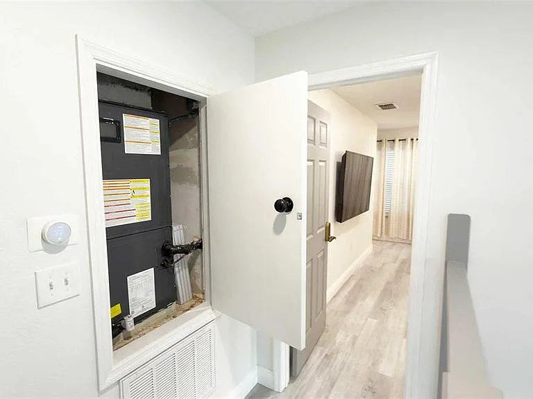 1414 E Harding St — Photo 34