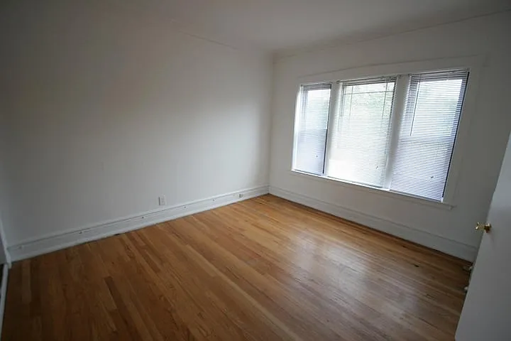 Maple Court — Photo 57
