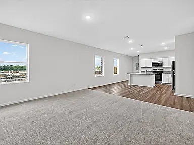 2114 Meadow Park Dr — Photo 13