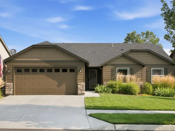 2447 NW Greenwood Ave, Redmond, OR 97756