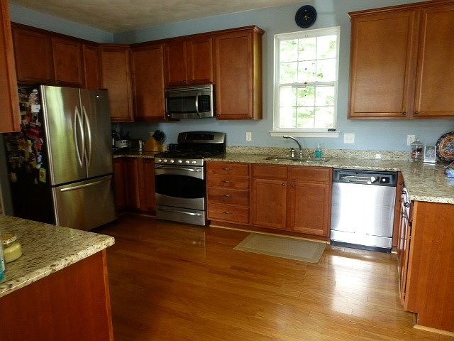 2nd image of 1956 Breck Ave