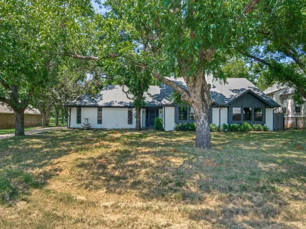 9523 Bellechase Rd, Granbury, TX 76049