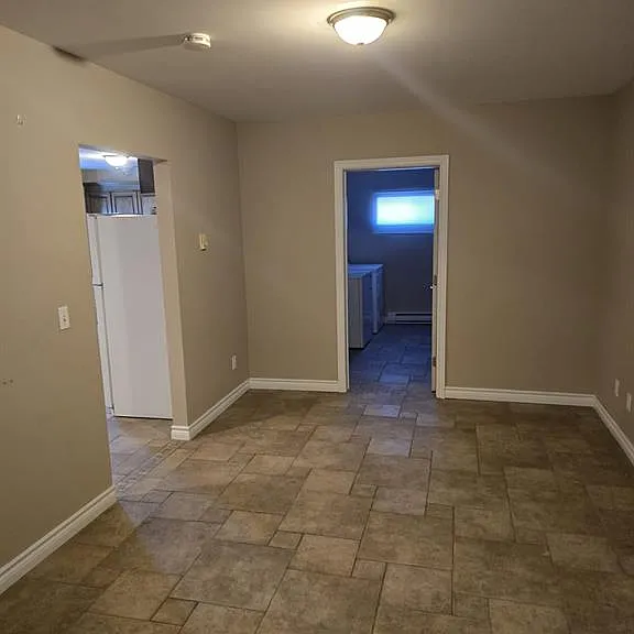 357 Queen St #REAR — Photo 17