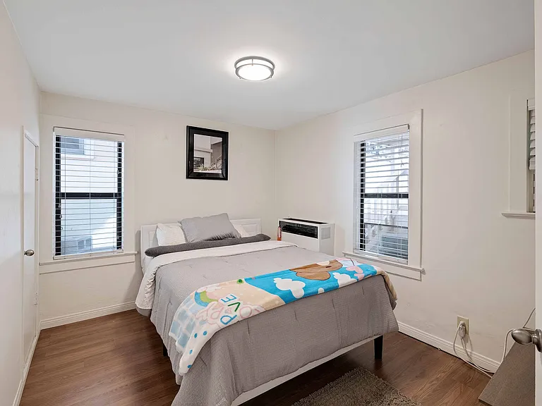 1634 Bayview Dr #A — Photo 13