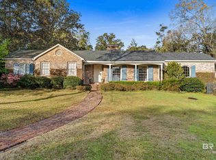 141 Myrtlewood Ln, Mobile, AL 36608