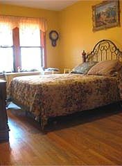 4th image of 36 Duncan Ave #105